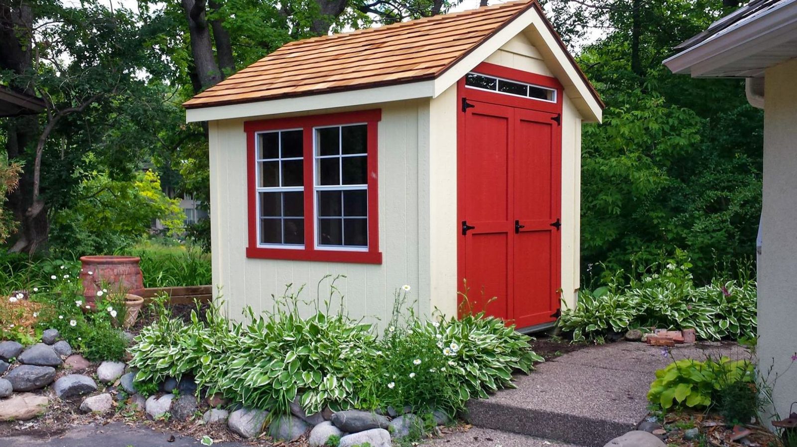 cost of building a wooden garden shed northern WI