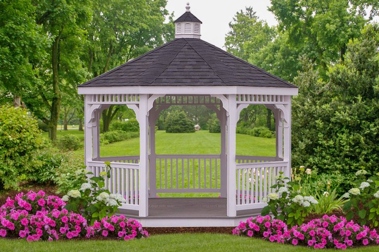 octagon bakyard gazebo in northern MI