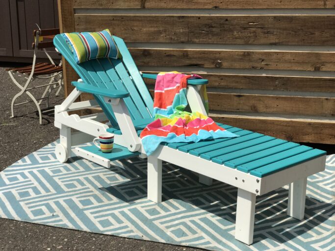 fanback chaise lounge chair for beach and pool furniture